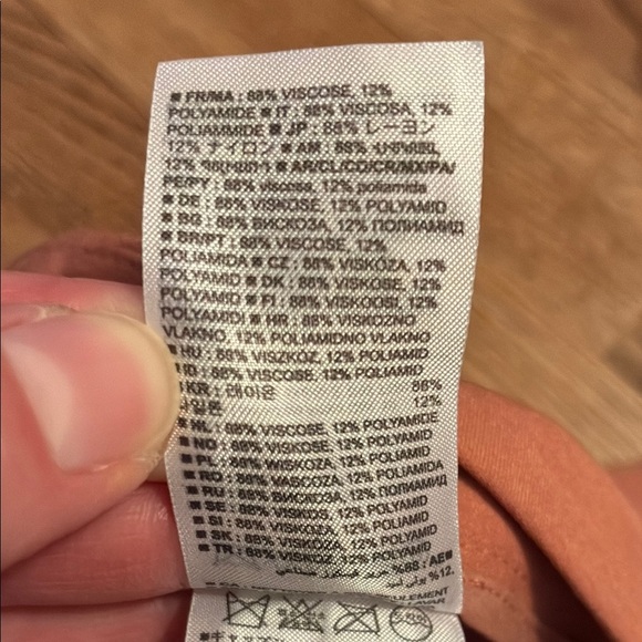 Banana Republic Orange Bermuda Shorts Tailored Design - Picture 4 of 15